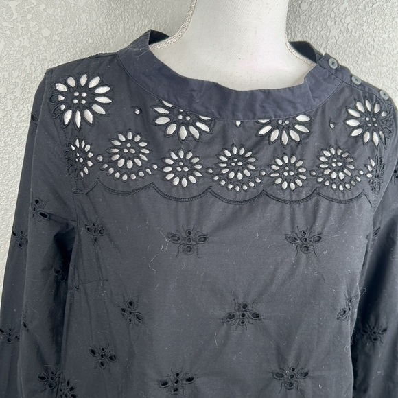 J. Crew Black Eyelet Long Sleeve High Low Top Size 0 - Picture 2 of 8